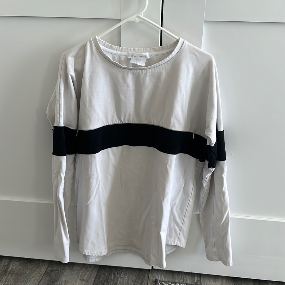 Movemama breastfeeding long sleeved shirt